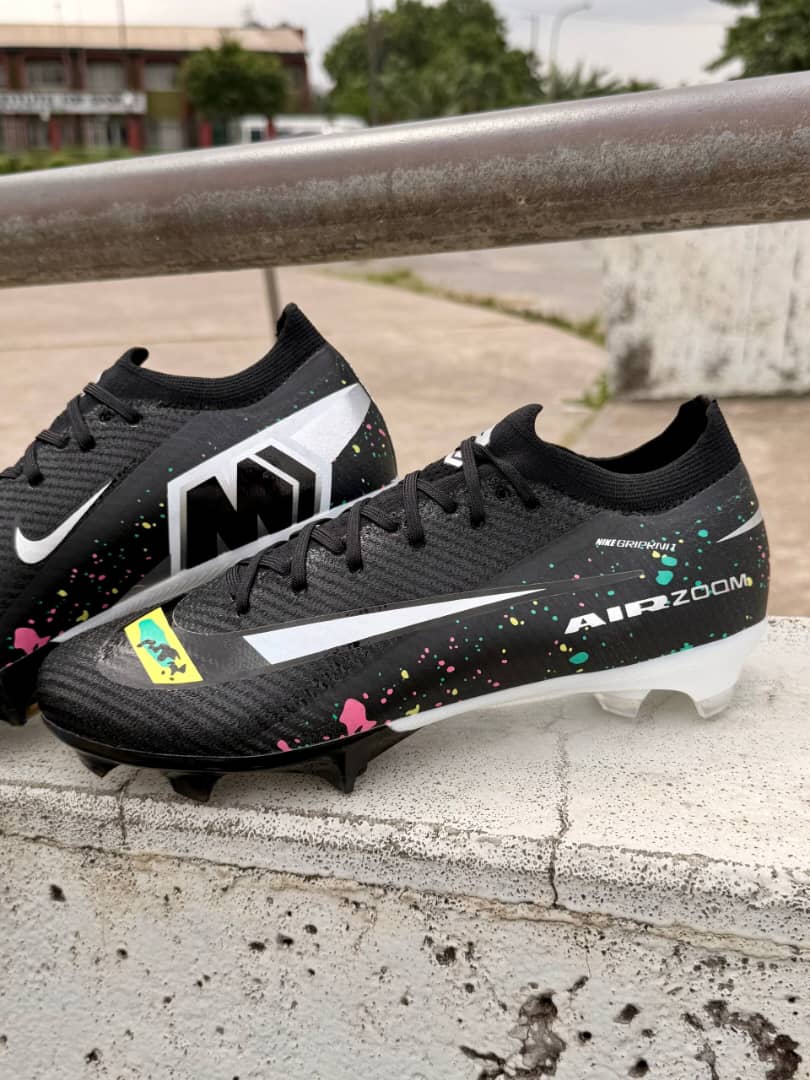 Nike Football Boots — Black / White Speckled — owner-uploaded photo