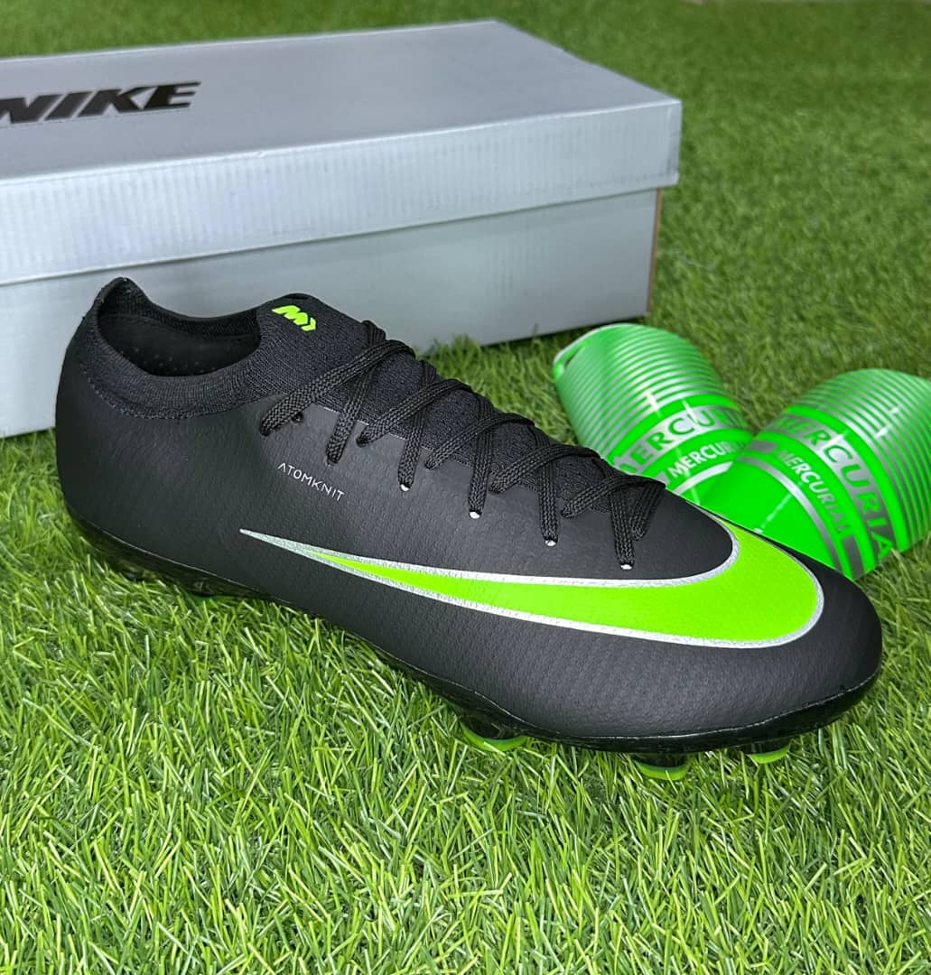 Nike Football Boots — Black / Lime — owner-uploaded photo